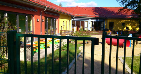 Bild des eigneschössigenen Kiindergartenneubaus aus 2010